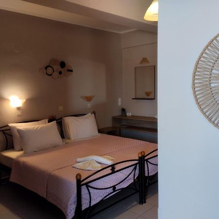 Miramare Hotell Pétra Eksteriør bilde