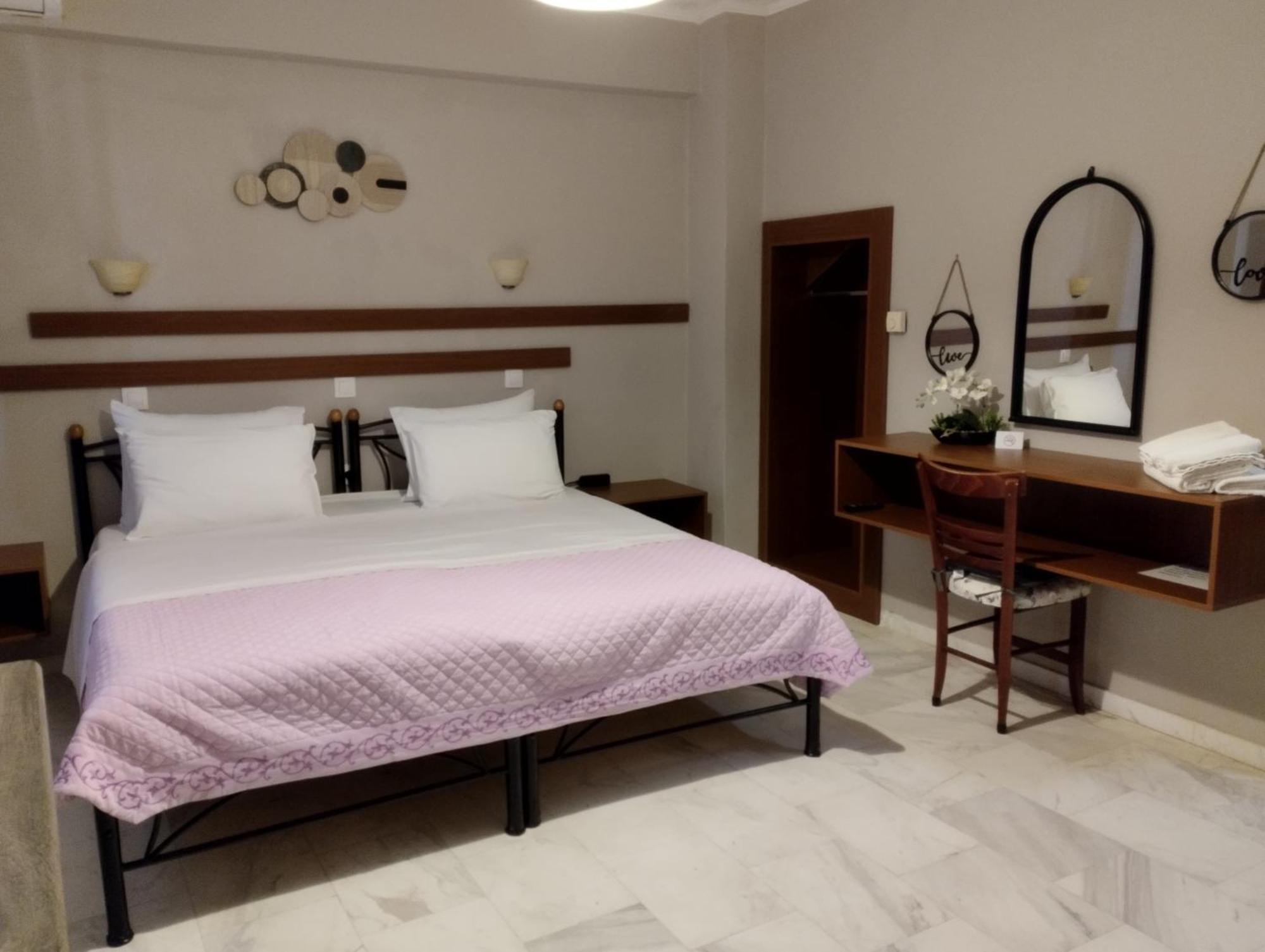 Miramare Hotell Pétra Eksteriør bilde