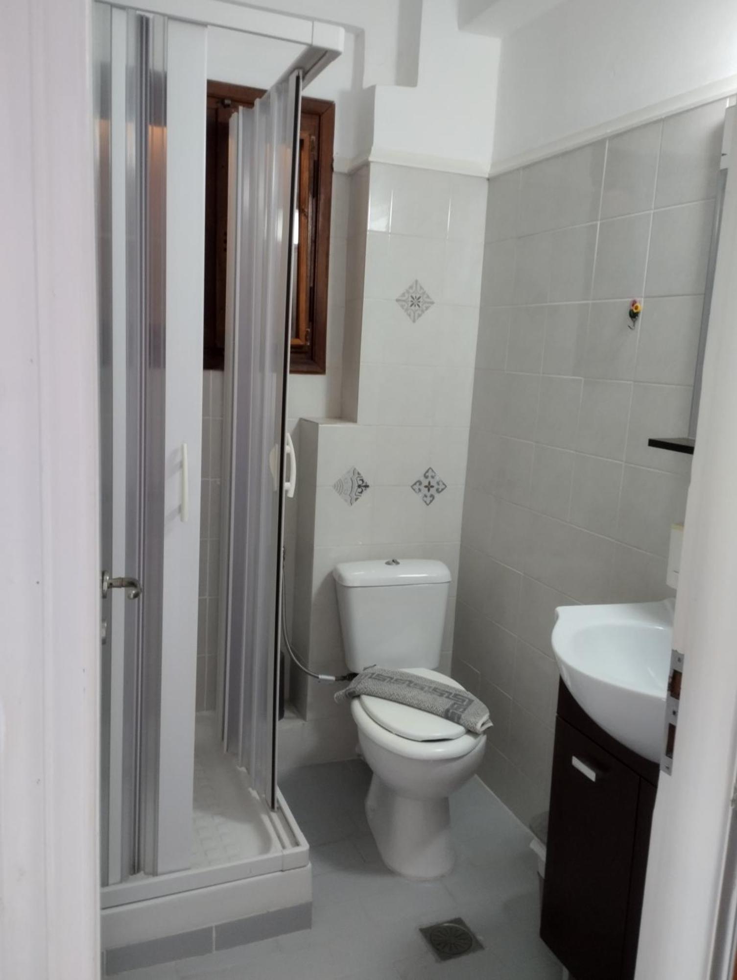 Miramare Hotell Pétra Eksteriør bilde